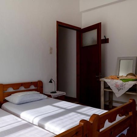 Chrysanthi Apartments Kardamyli Exterior foto
